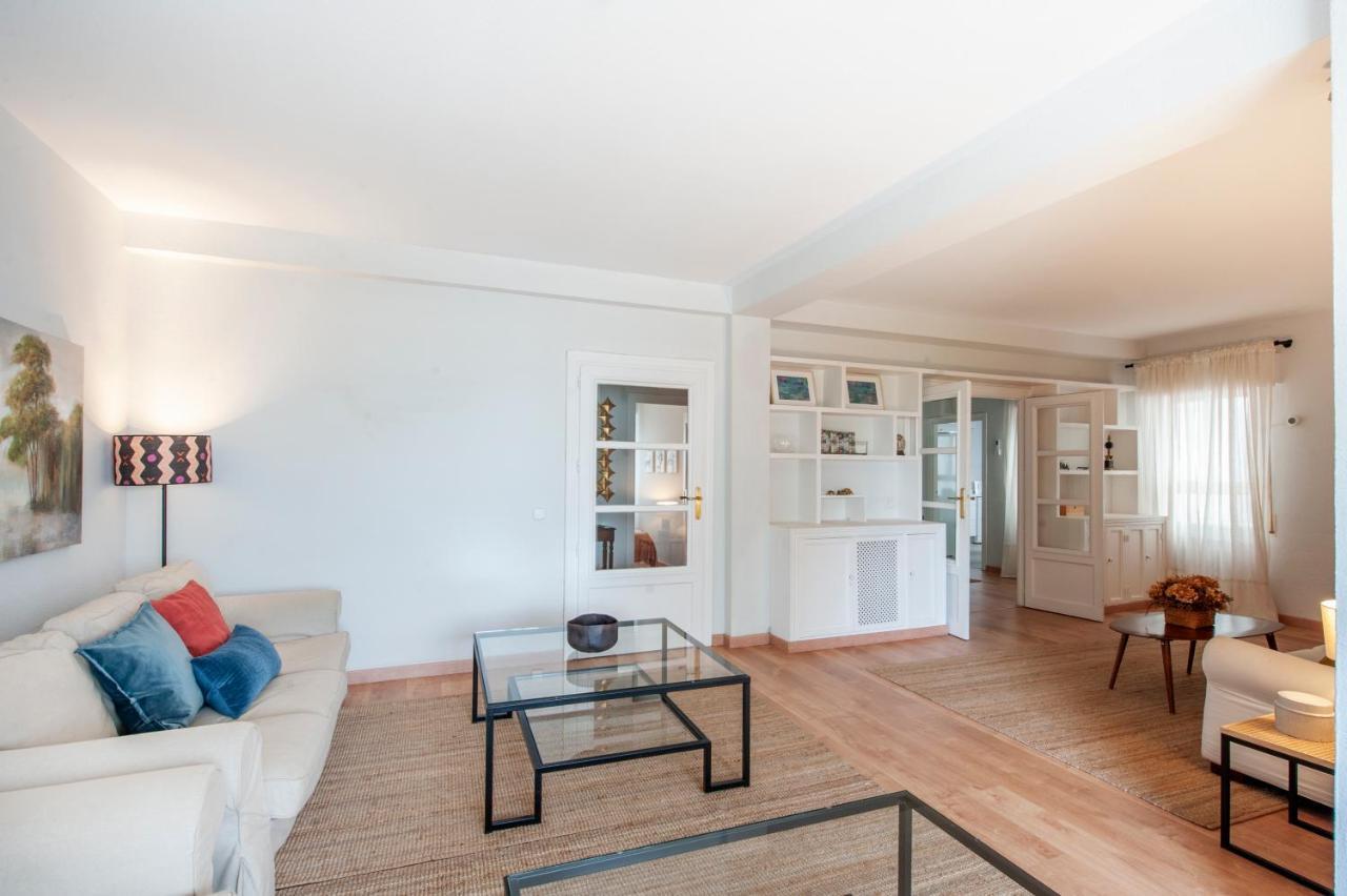 O&L Aire - Spacious And Bright Apartment In The Heart Of Seville Exterior photo